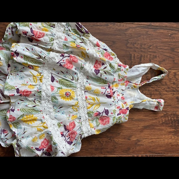 Little girls bundle - Picture 3 of 12